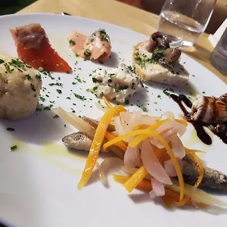 La Vecchia Scuola Hotel *