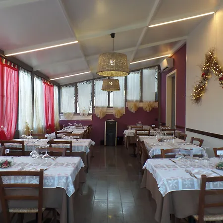 La Vecchia Scuola Hotel Lesa